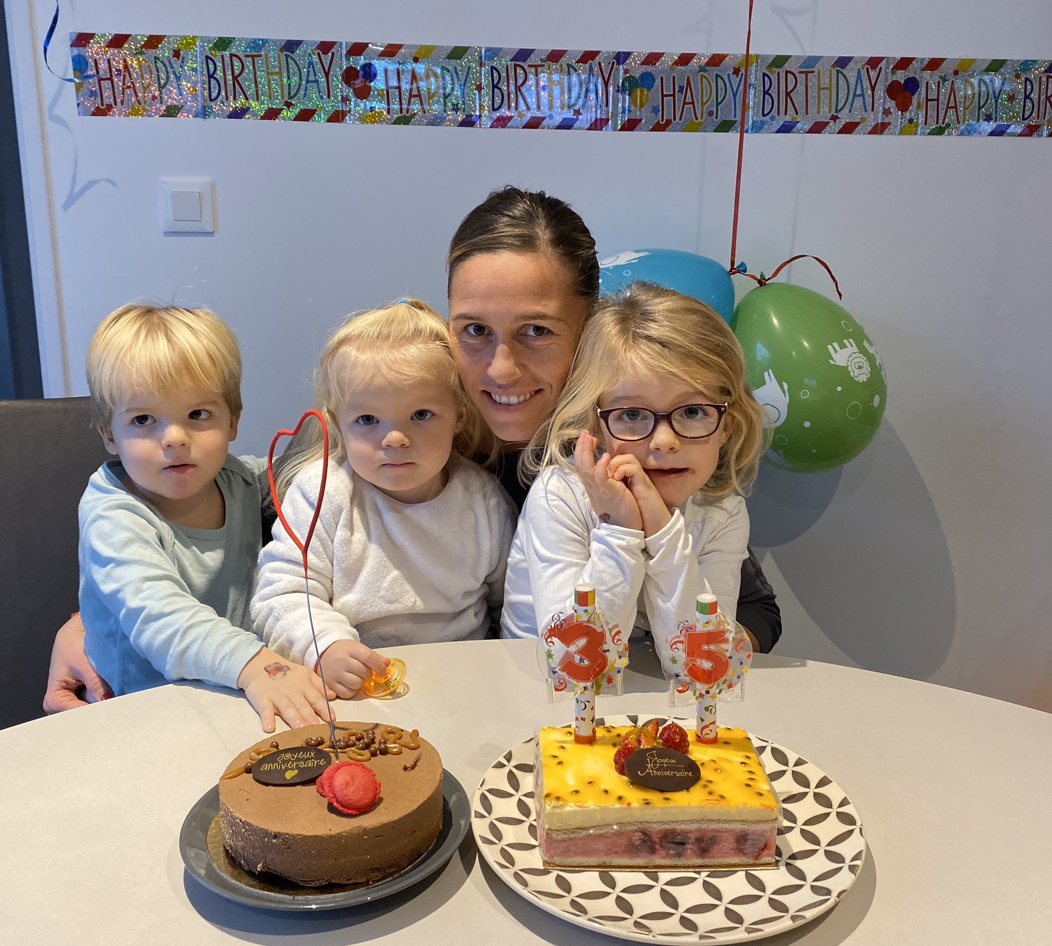 Camille Abily Merci A Tous Pour Vos Messages 35ans Birhday