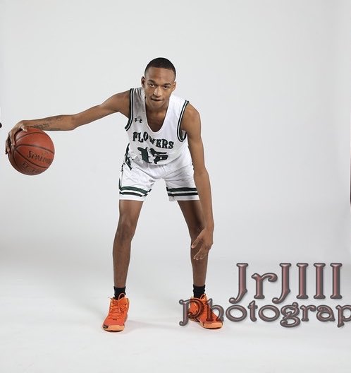 daimoney_'s tweet image. I’m from the slums💯 I ain’t never have a pot to piss in ! #longlivedaguys💔 #freedareal🔐 #year3🤣