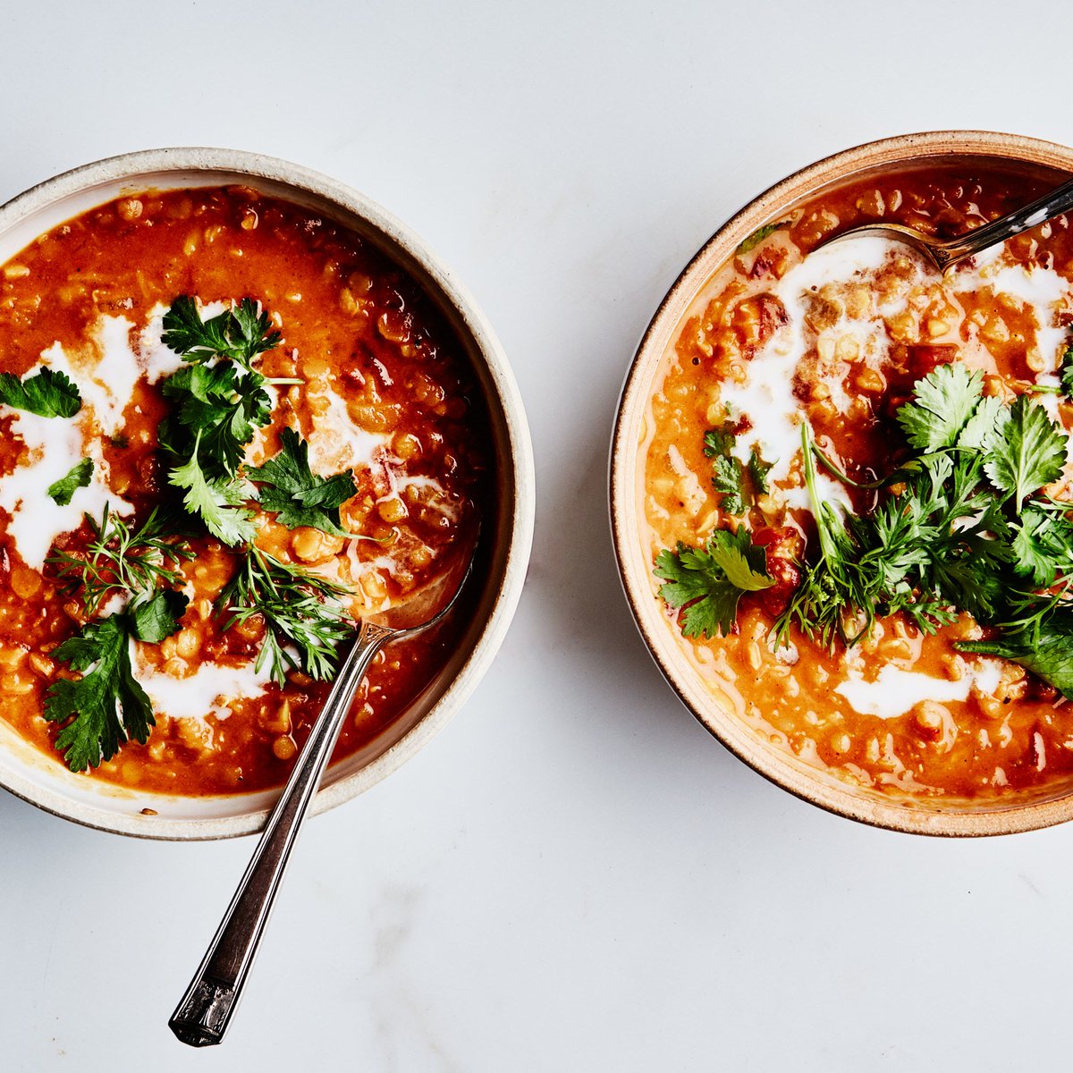 Post-holiday, we sometimes find ourselves wishing we had a “reset” button—something that could get us back on track to where we were before our holiday feasts. These recipes can help! <a href="/BonAppetit/">Bon Appétit</a> offers fifteen guilt-free meal options:
bonappetit.com/gallery/15-rec…