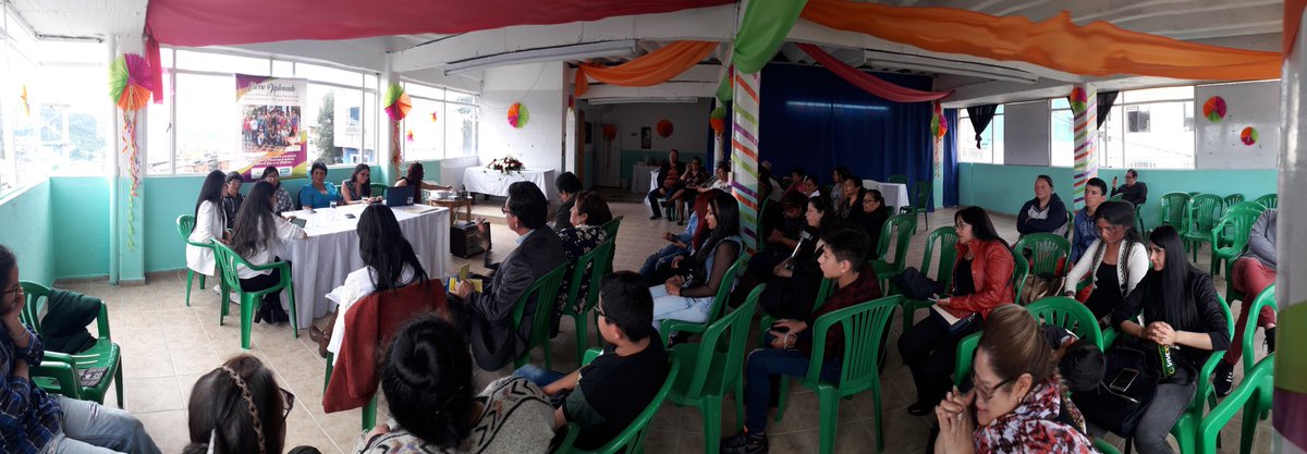 CpcCentro's tweet photo. Ceremonia de clausura del Diplomado Actorias Políticas de las Mujeres Populares para la Sostenibilidad de La Paz desde los Territorios.
Felicitamos a las mujeres de la localidad de Santafe por haber culminado este proceso formativo. 
@FOKUSkvinner https://t.co/2cZPwHQc86