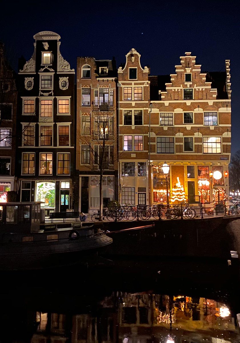 MicrocommsPS's tweet photo. We're working on a project in Amsterdam this week and during our downtime, we're enjoying the scenery! #amsterdam #netherlands #thetechnologypeople #microcomms #windmills https://t.co/8Dg8VtbEYG