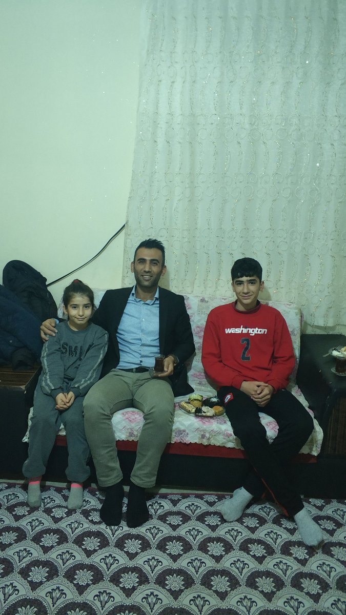 fenbilogrt's tweet photo. Öğretmenlik dünyanın en harika mesleği. Mezun ettiğim öğrenci/Mezun edeceğim öğrenci.
#siirtveliziyaretlerinde https://t.co/Adi2QNmNlL