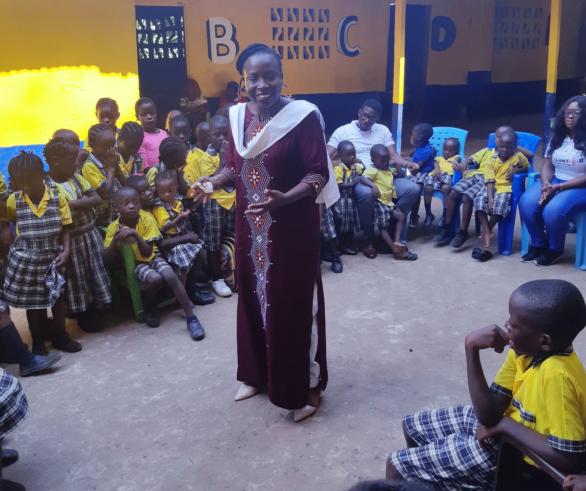 kaniog's tweet photo. We volunteer by giving back to those in need; by helping those being left behind &amp; the most vulnerable? We climaxed the day donating clothes &amp; toys to the Mother Victoria Orphanage home. We inspire! @UNV_ROWCA @UN_Liberia  #volunteer4inclusion #IVD2019 https://t.co/2S84txAHFG