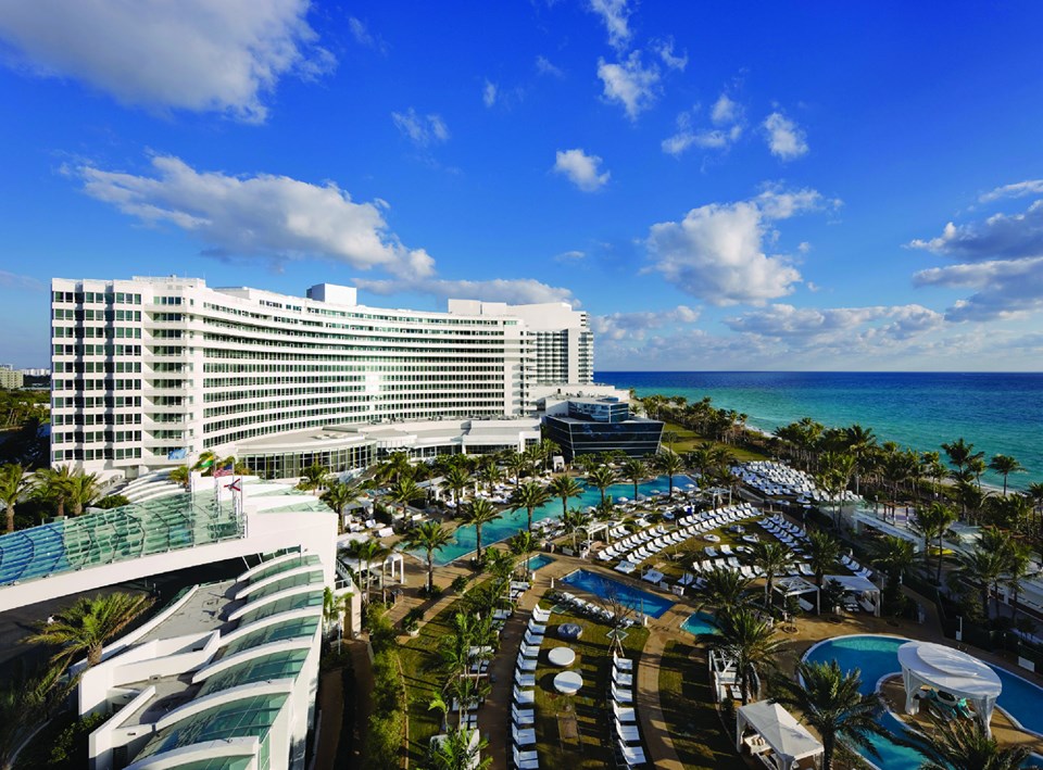 🥂☀️Luxury Miami Beach Break☀️🥂 
5* Fontainebleau Miami Beach from £889pp

💎 Return flights from Gatwick 
💎 3 nights in a Deluxe Bay View Room 
💎 Valid for travel 25 May 20 
💎 SAVE up to £130 per person

More information 👇
bit.ly/34VgK1F