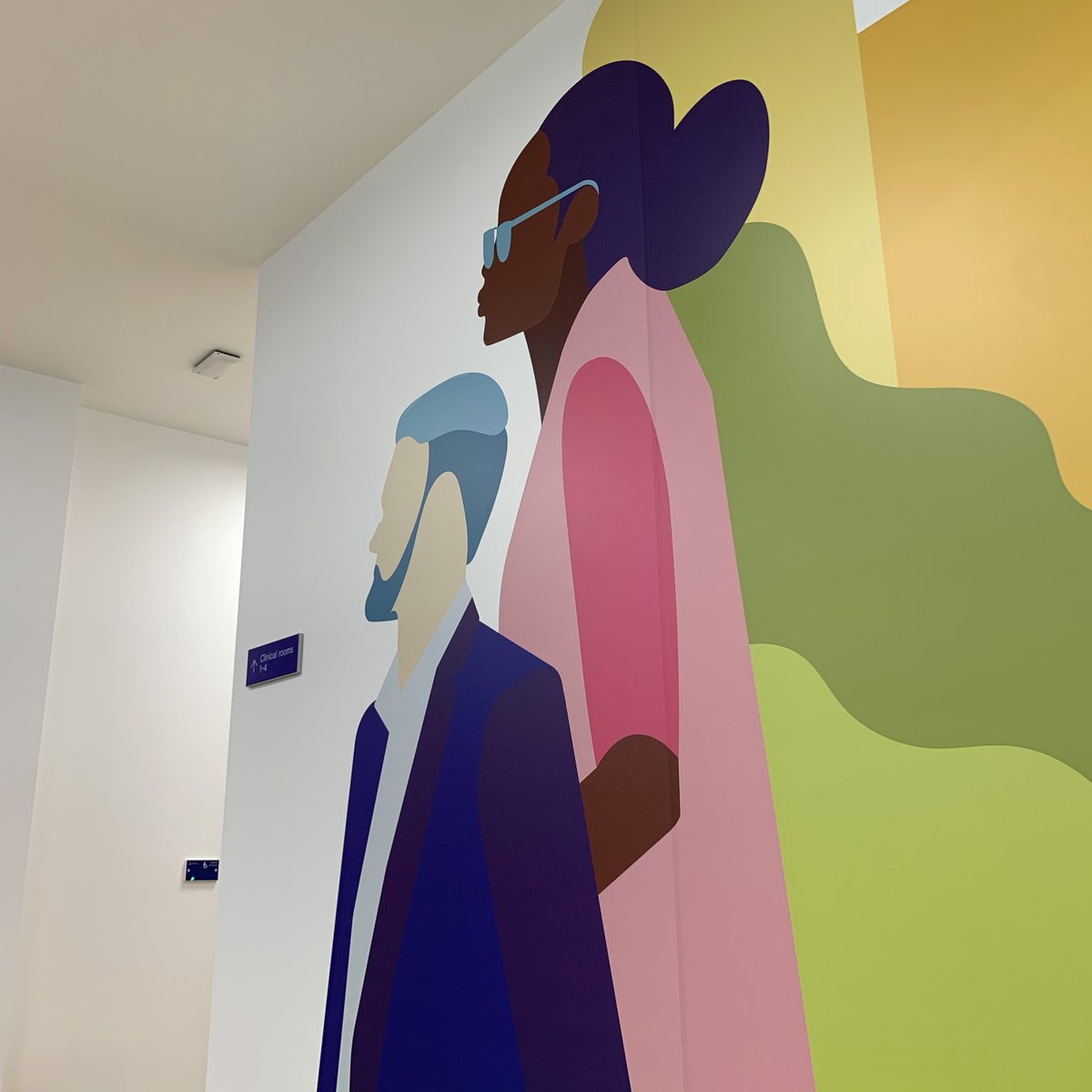 The doors of our new Canary Wharf clinic are now open! We're on the first floor of the Cabot Place shopping centre, with appointments Monday - Saturday. Find your nearest GP at Hand clinic here: gpathand.nhs.uk/gp-clinics