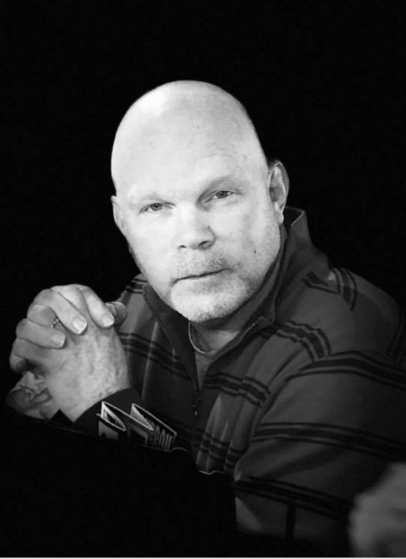 jason_jfuller's tweet photo. Good luck to Coach Higgins today!  Can’t wait to see another victory Glamour shot next week https://t.co/ZJHfGLz7jG
