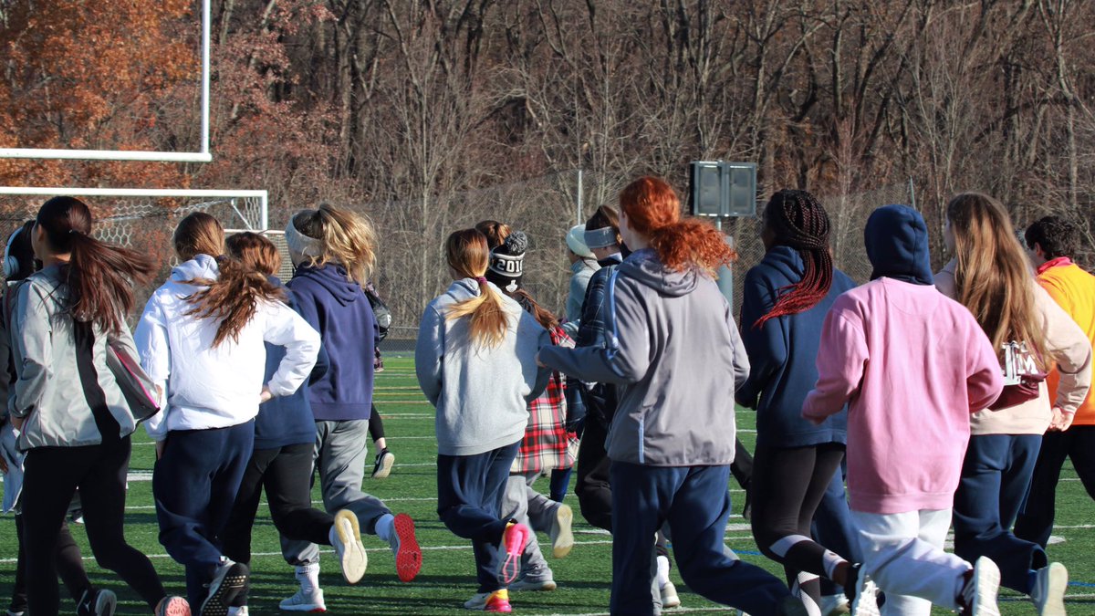 UHS_Minithon's tweet photo. This year’s Turkey Trot was a tremendous success. Special thanks to students Lexi Rosmarin &amp; Hannah Carey for co-hosting the event! 🦃 https://t.co/CfwSrdEhn0
