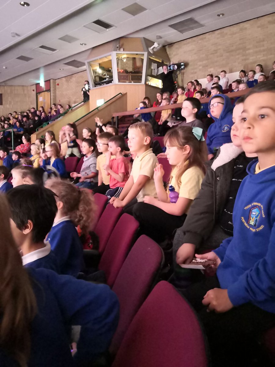 portmeadp's tweet photo. Year 2 loved the pantomime. A perfect ending to our Pop Up! Fairy tale topic. #pmdpy2 #pmdptopic #pmdpea #pmdptrip https://t.co/pu2n4yPpRK