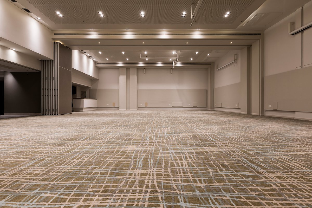 #HuinidHoteles convocó a El Espartano para el alfombrado de su primera sede en #BuenosAires: #HuinidObelisco Hotel. Allí se colocó una serie de #alfombras Magna con diseño personalizado en de pelo cortado y pura lana. +info: elespartano.com/clientes/huini…