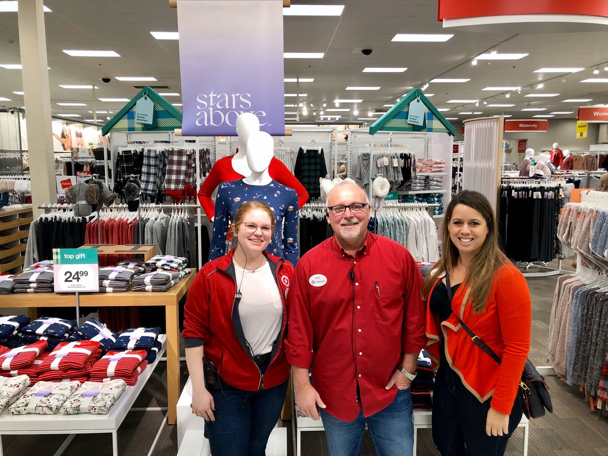 StellaRomanov's tweet photo. So excited for our newest addition to the St. Augustine team, congratulations @Colorme_Ashley on your promotion! @hargitus https://t.co/pkXwi3pXeO