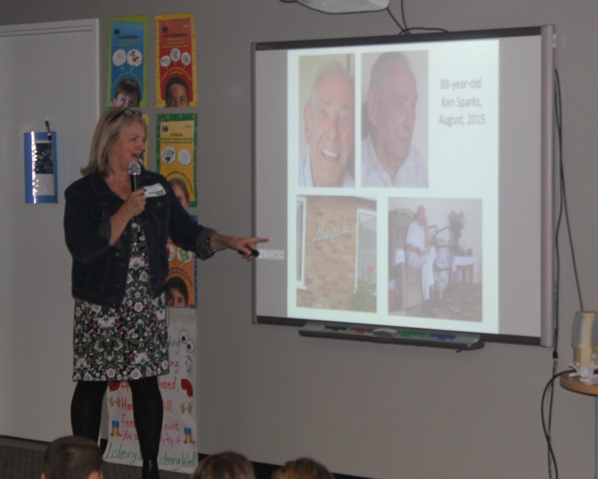 cparkerlms's tweet photo. Great day @GainfieldSchool spent with @sHood125 Teaching us to persevere, wonder and keep digging and amazing things (and people) can be found! #gesreads #geswrites https://t.co/bsvwM61vR7