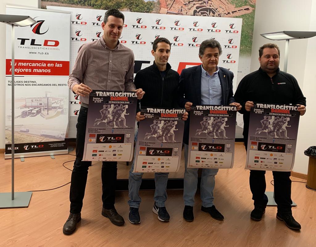 translogisticad's tweet photo. ¡Comienza la cuenta atrás!

Se ha presentado oficialmente el cartel en rueda de prensa de la carrera ‘10K Translogística Daimiel XXXI Memorial Galo Sánchez Bermejo 2019' que se celebrará el 15 de diciembre.
https://t.co/ylk4CMMRnK

¡Feliz puente a tod@s! https://t.co/YYxyYweLfe