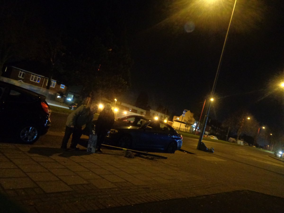 KeithLinnecor's tweet photo. Out and about in Oscott with @BarbaraDring we found a demolished weight restriction sign which has now been reported https://t.co/UAHv0GsQiw