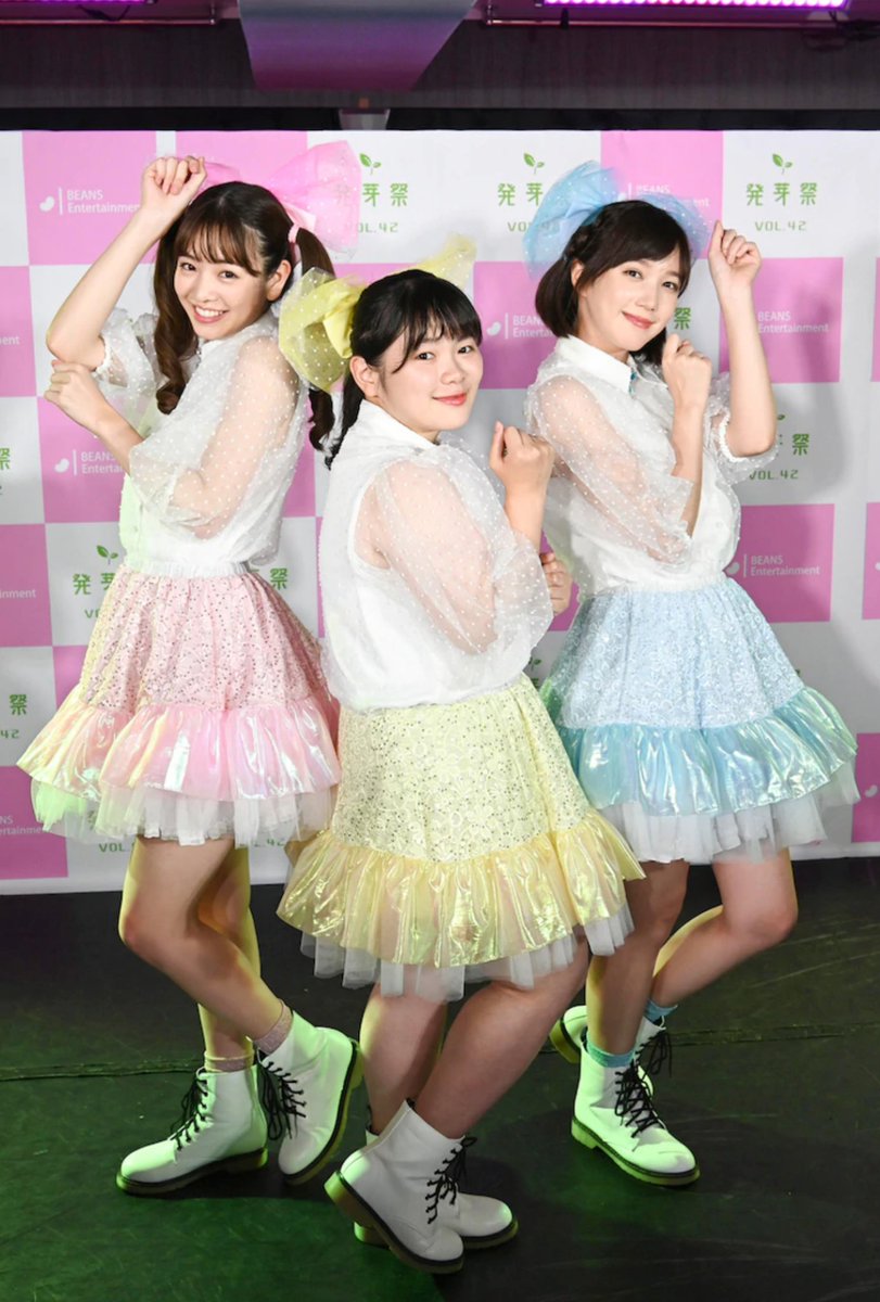 いたまえメタル على تويتر ジュエルトリコ 写真左 を見ているとアイドル として一際異彩を放つのはセンターのマイだがこのマイを見ていると思い出すのは2年前まで現実に活動していた平均体重76kgのポッチャ 写真右 というこのグループをご存知だろうか いたまえメタル على تويتر ジュエルトリコ 写真左 を見ているとアイドル として一際異彩を放つのはセンターのマイだがこのマイを見ていると思い出すのは2年前まで現実に活動していた平均体重76kgのポッチャ 写真右 というこのグループをご存知だろうか