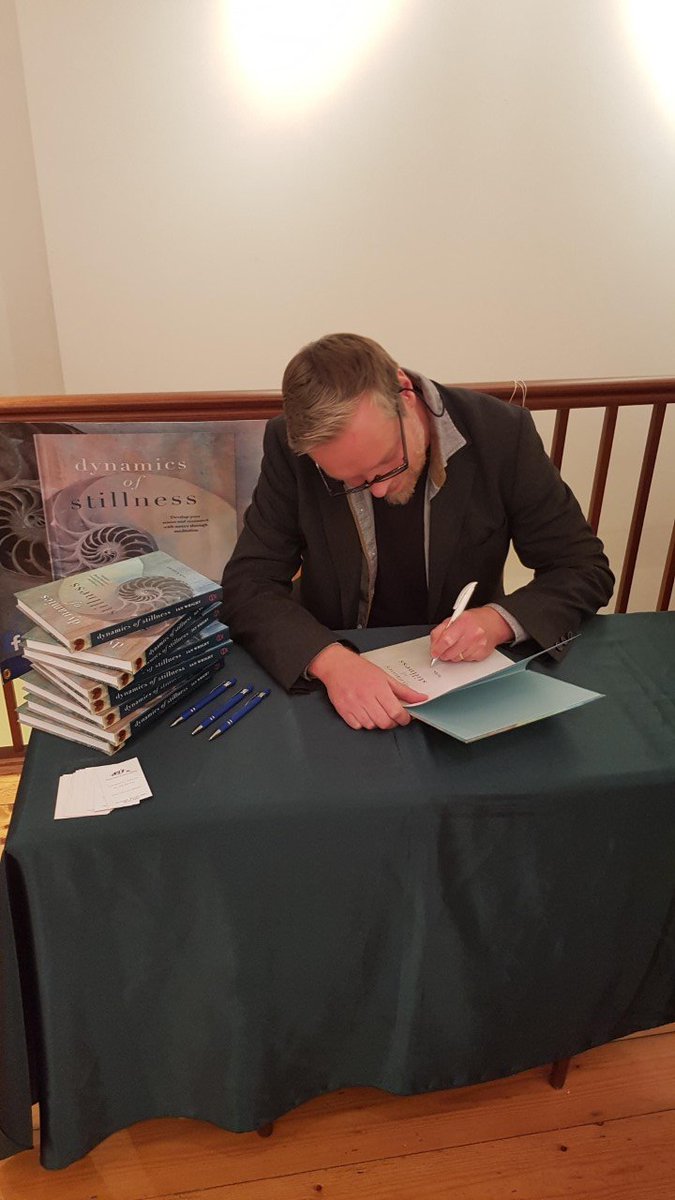 ClonmelOsteopa1's tweet photo. Irish Book Launch for Dynamics of Stillness #lovebooks #dynamicsofstillness #Wellbeing #meditation https://t.co/a8yAjsKSCn