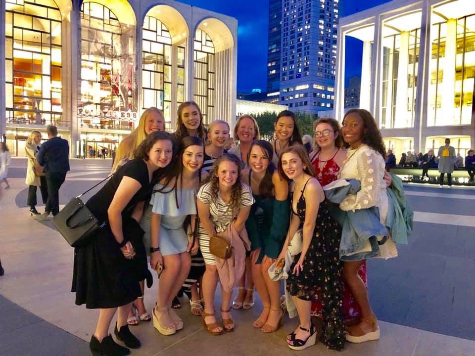 GerberTours's tweet photo. The Weber School of Dance got to see Beetlejuice on Broadway, participate in a dance lesson at the Broadway Dance Center, visit the MoMA, and more! Theyβre already booked for another Gerber Tour in 2021! π½π #dance #travel #nyc #dancetour #gerbertours https://t.co/6lReGmibNK