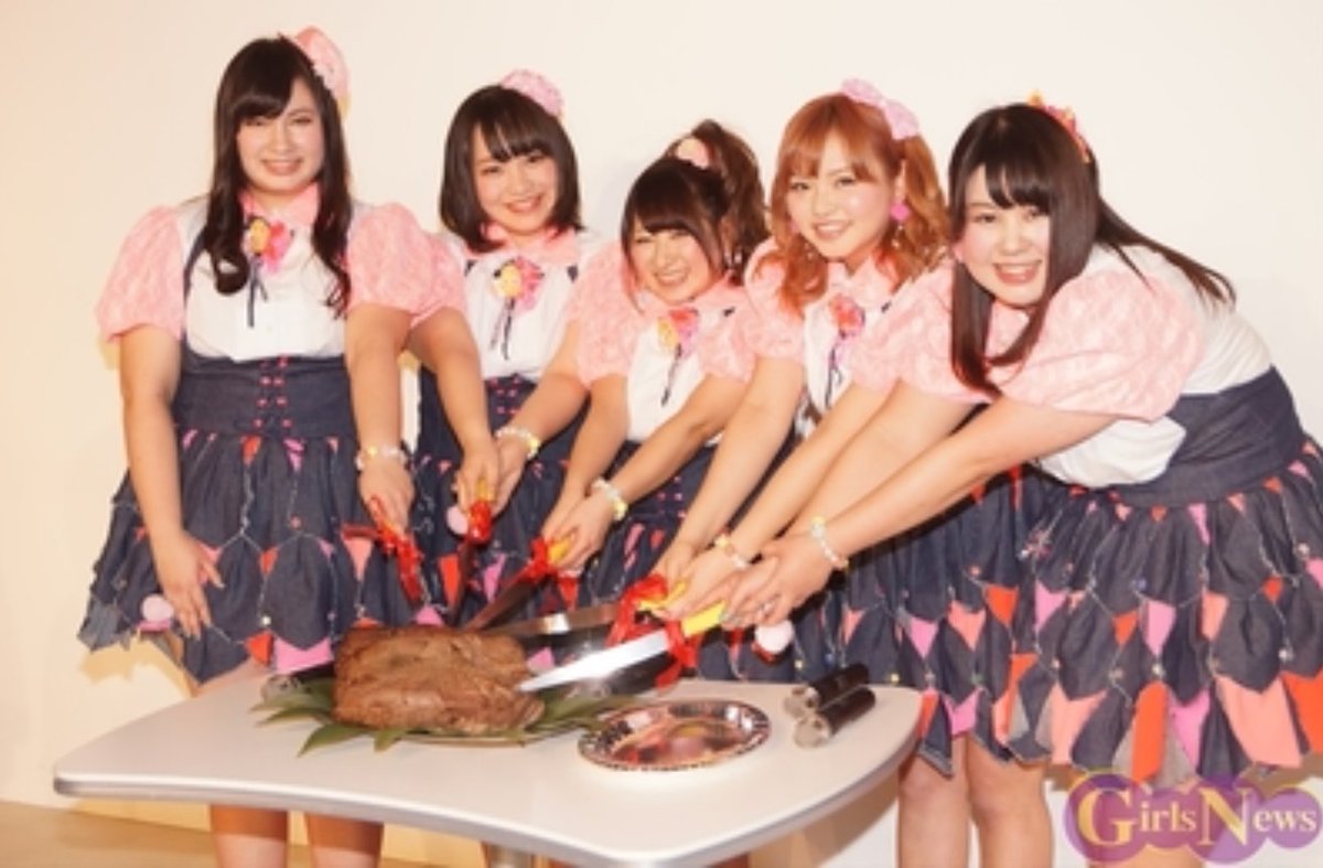 いたまえメタル على تويتر ジュエルトリコ 写真左 を見ているとアイドル として一際異彩を放つのはセンターのマイだがこのマイを見ていると思い出すのは2年前まで現実に活動していた平均体重76kgのポッチャ 写真右 というこのグループをご存知だろうか いたまえメタル على تويتر ジュエルトリコ 写真左 を見ているとアイドル として一際異彩を放つのはセンターのマイだがこのマイを見ていると思い出すのは2年前まで現実に活動していた平均体重76kgのポッチャ 写真右 というこのグループをご存知だろうか