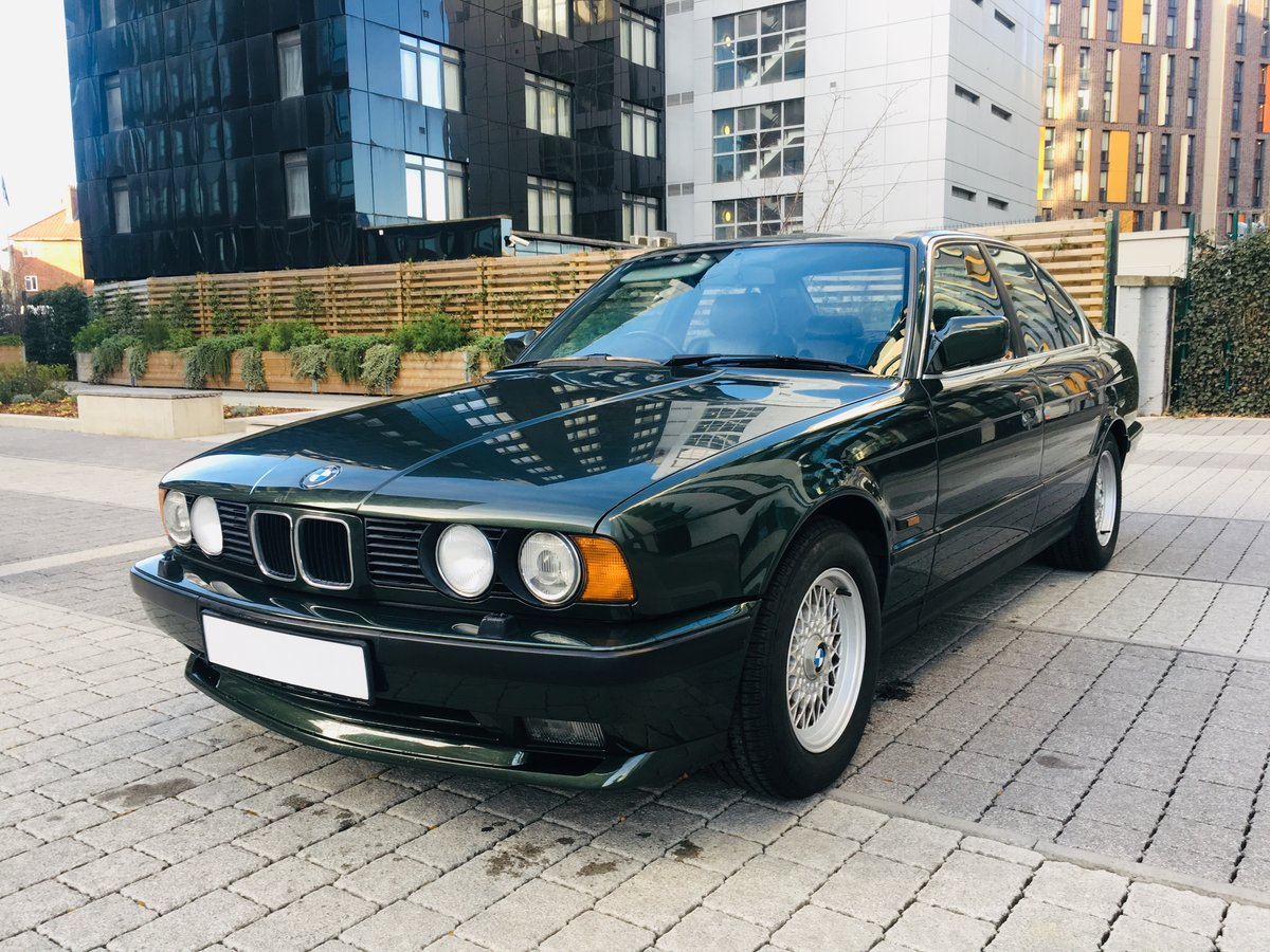 carandclassic's tweet image. For a reliable, everyday BMW that is also extremely fun to drive, take a look at this 1989 E34 535i 💚

Powered by a 3.5L straight-six engine, this BMW has an output of 217bhp. 

carandclassic.co.uk/car/C1182322

#bmw #bmwe34 #e34 #bmw5series #saloon #v6 #germancars #classiccars