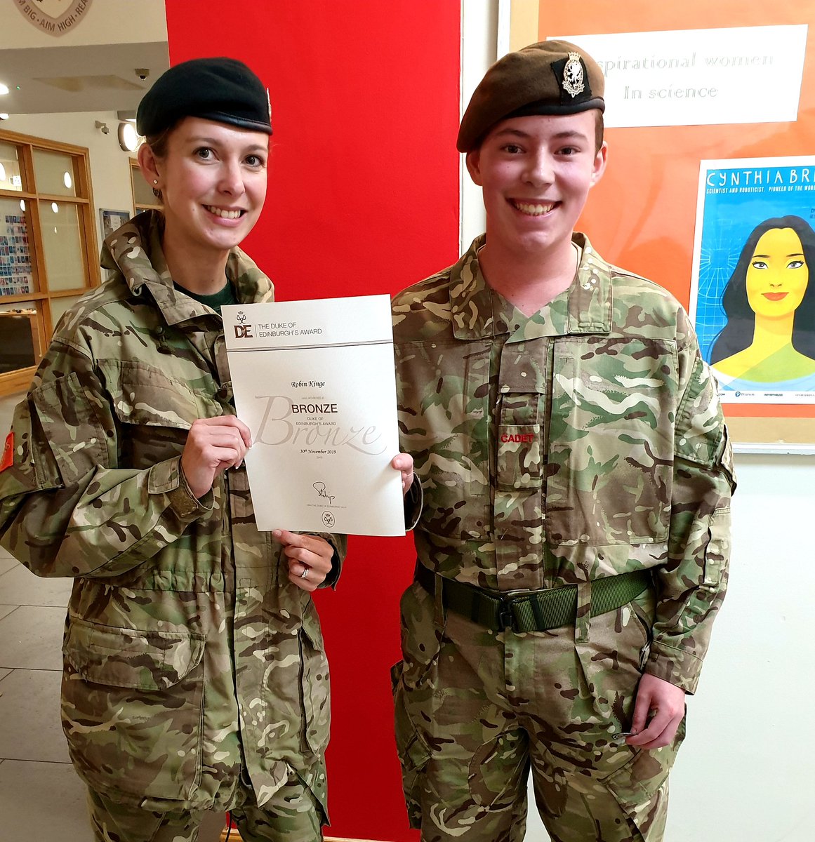 WiltsACF_DofE's tweet photo. Very long but very worthwhile journey to Swindon Academy last night, really enthusiastic cadets and adults which was great! I also got to present a Bronze Award to Cdt Kinge-Well Done! #inactiontogether @WiltsACF @ACFADofE @DofEMichelle https://t.co/NBrKV4mNv4