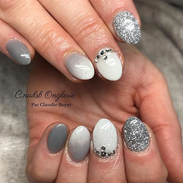 hrdnails's tweet photo. ❄️ Par • @c.nailsb 
Dip #hrd057 👉 https://t.co/eDPMn3BMt7
.
.
.
.
.
#resinepoudre #montrealnails #lavalnails #powdernails #onglesmontreal #onglesresine #dippednails #dippingpowder #dippowdernails #dippowder #resineetpoudre #quebecnails #hrdnails #winternails https://t.co/PL5VS9pz6h