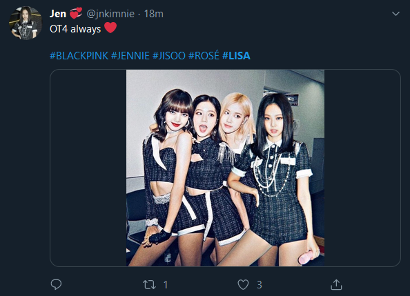 MaiMoongMink's tweet photo. lol #LISA #LALISA #FAKEOT4 https://t.co/IA3cw4G0hx