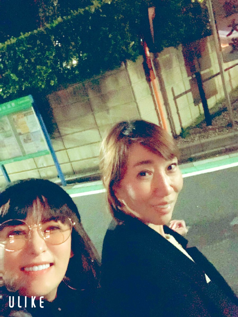 bom_schedule's tweet photo. ワタシには「マブダチ」マブい✨ダチ😆がいてくれて感謝だなぁ💫今日はたくさんありがとう💚とにかく語ったね。何年経ってもこうしていい時間を過ごせるのは奇跡のようです💫
#TEAMSAWA #佐々木敬子 https://t.co/BQ95GxlQJ1