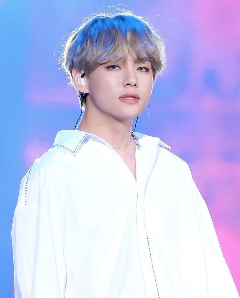 ItsJungGuk_'s tweet photo. @bts_bighit #ProtectTaehyung #savetaetae 
taehyung's life is in danger please intervene😪 https://t.co/QMYEEJdhXe