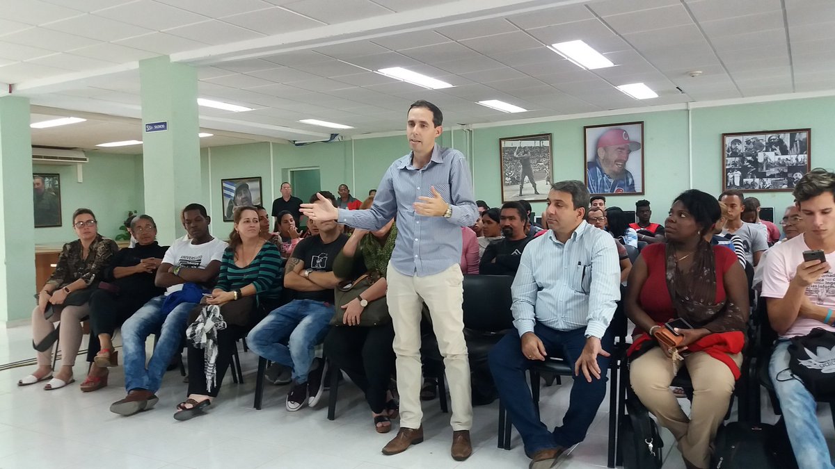silvano_Cuba's tweet photo. Que mejor homenaje a nuestro #FidelAntimperialista que prepararnos ideologicamente para defender su excelente obra. Gracias a #OceanSur y al investigador #RafaelGonzalez del #CESEU @UdeLaHabana por tan excelente libro #TrumpVSCuba @universidad_uci @WalterBG_uci @nataliauci16 https://t.co/ONjRXlTjp5