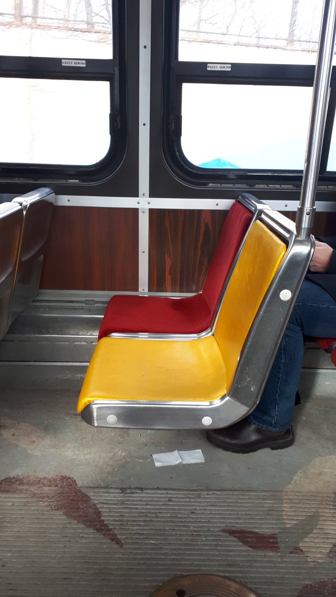 Well this is fun! 

#Toronto #TTC #artstreetcar #todayscommute #streetcar

<a href="/ourstreetcar/">ourstreetcar</a> <a href="/TTCnotices/">TTC Service Alerts</a> <a href="/TTChelps/">TTC Customer Service</a>