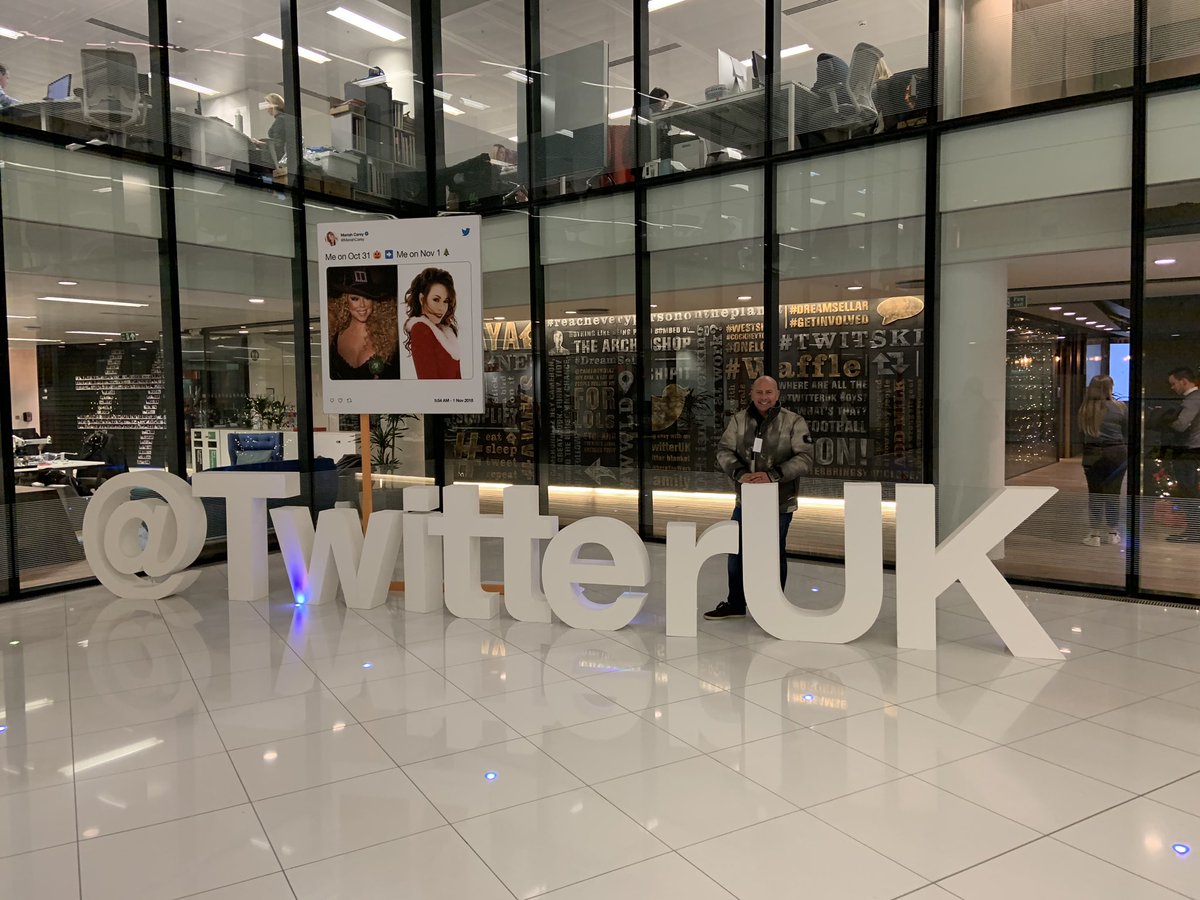 scottcdmedical's tweet photo. Great evening at #twitter head office for company’s supporting #debra #fighteb #flenhealth are proud to be supporting #debra2020 #lifeulove #flaminal https://t.co/Xj91qbnLFn