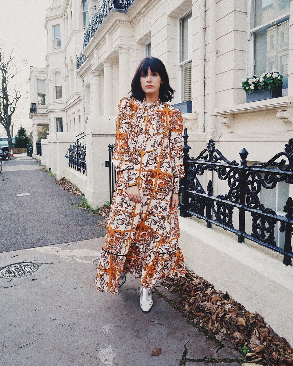 Glamorous tweet media