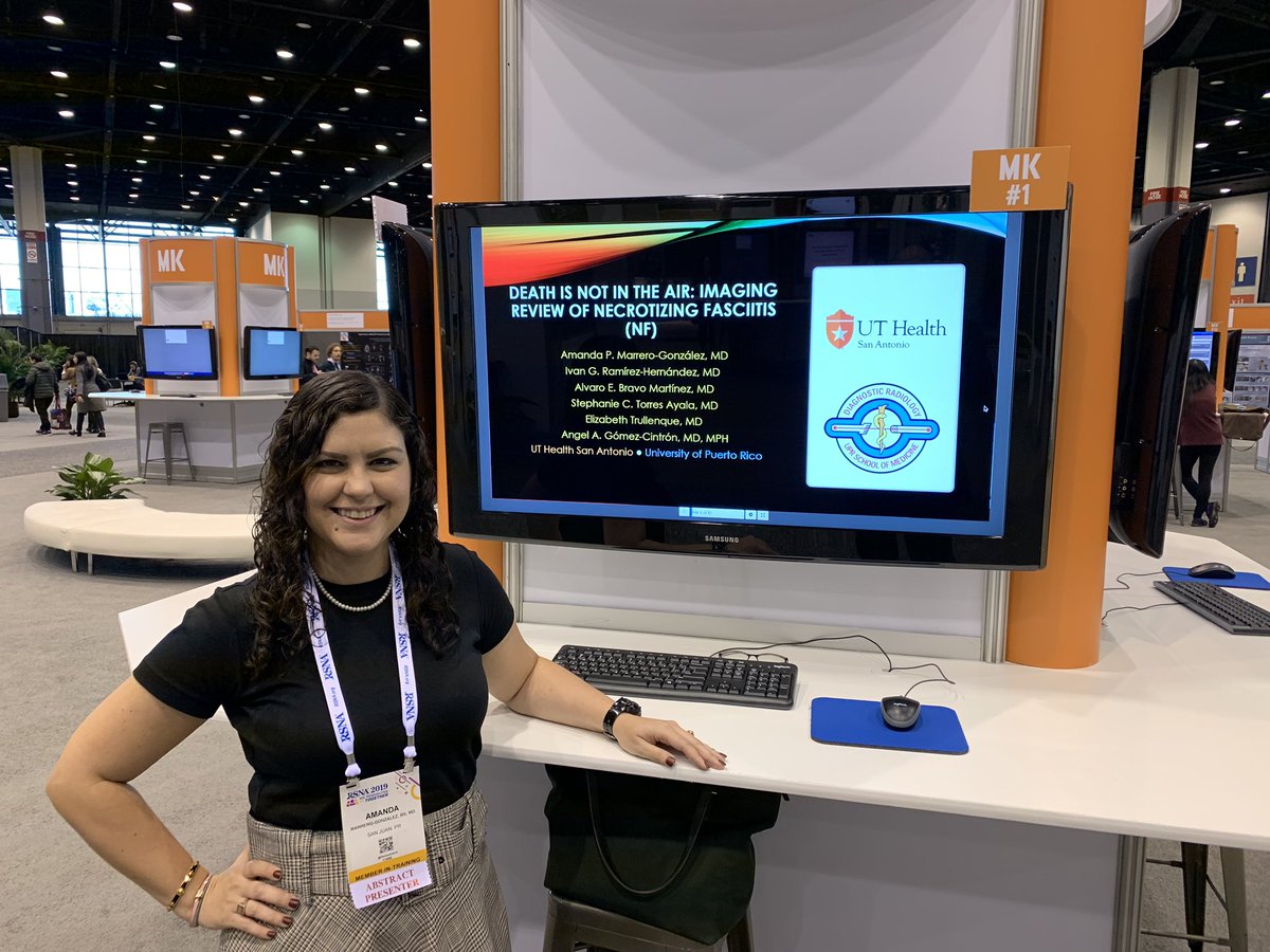 Three educational exhibits, one poster discussion, one identification for RadioGraphics... one magical experience! @RSNA #RSNA2019 #RadRes #RadLeaders #WomenInRadiology #LatinosInRadiology