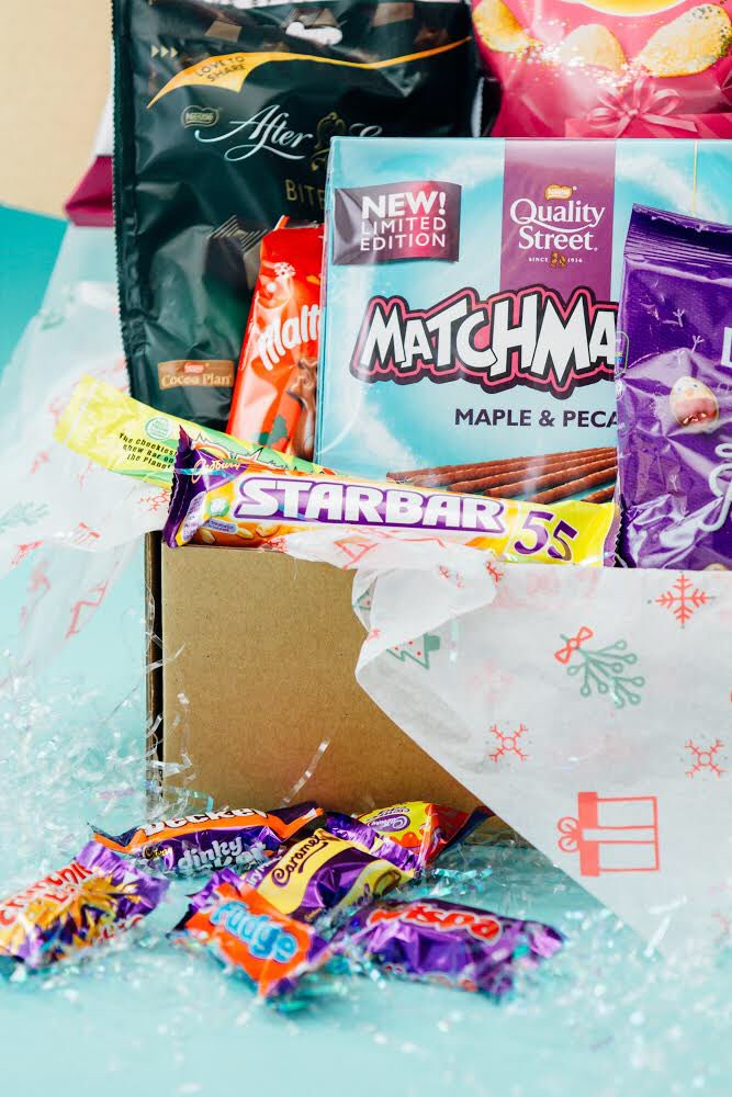 thiswiththem's tweet image. Our second (and final) Christmas box is shipping 🎄Order now to make sure you get one in time for Christmas 🎅🏻 britishcandybox.co