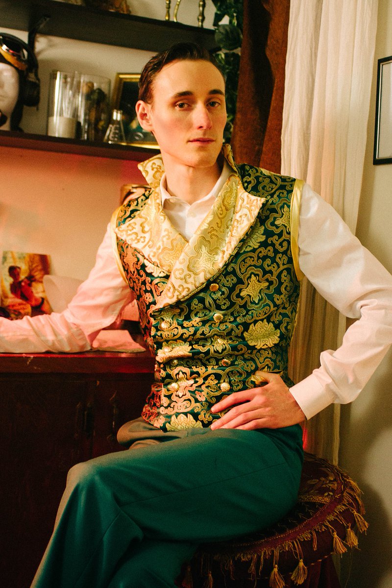 MadameAskew's tweet photo. Your daily dose of Dandy
Photo courtesy of the delightful Andy Ainsworth
#dandy #steampunkdandy #steampunk #neovictorian https://t.co/qcx8tPMbJE