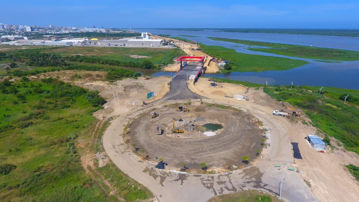 ChrisDaes's tweet photo. La @VentanaDeCamp_ ya esta siendo construida.  Y pronto sera otro sitio a visitar de Barranquilla.  Ayyy dios y la decima de mi @JuniorClubSA ahí estará.  @AlejandroChar @jaimepumarejo https://t.co/tCIicVJULu