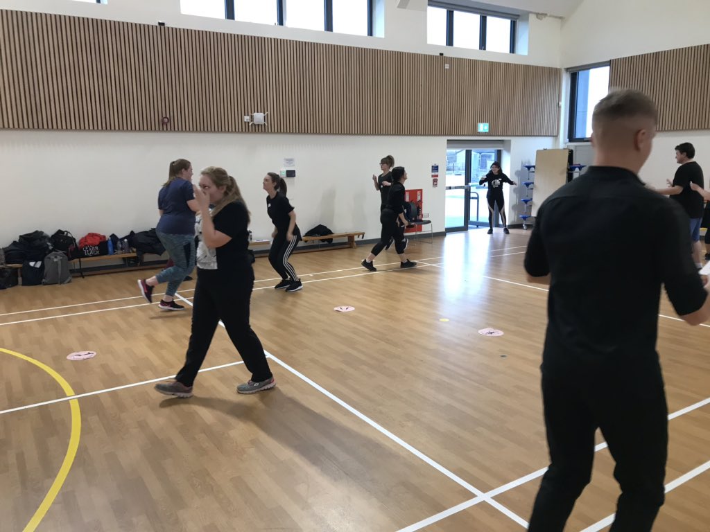 martin_radmore's tweet photo. Lovely session with Group 2 this afternoon looking at Gymnastics for the SNSCITT. Enjoying sharing my ideas, experience and guidance on how to make curricular gym engaging, enjoyable and high quality. Thanks to Rosecroft Primary for hosting. https://t.co/rtq0zV5ZmW