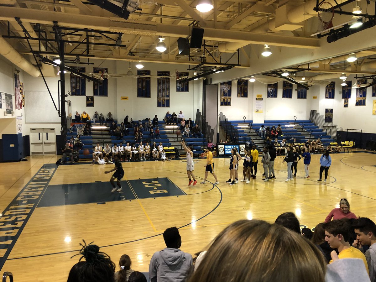 Baron madness!!!!#rollrons #basketball <a href="/BccBoosters/">BCC SPORTS BOOSTERS</a> <a href="/Barons_Bball/">B-CC Girls Basketball</a> <a href="/BCC_Sports/">B-CC Sports</a> @DrMooneyBCC <a href="/bcchoops/">B-CC Battlin’ Barons Boys Basketball</a> <a href="/BCCcheerleading/">B-CC Cheerleading</a> <a href="/BCC_Barons/">B-CC Athletics</a>