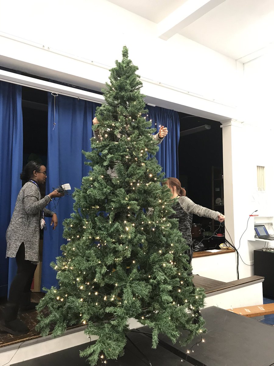 Thank you to everyone who came to and helped with our tree lighting ceremony, here are two of our elves preparing earlier 🎄 #celebrationsatavonmore
