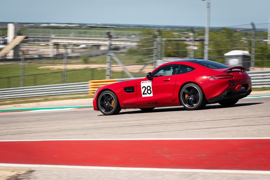 AMGExperienceUS's tweet photo. Which of these would you want to hop in and cruise the track at @COTA?
#DiamondWhite (29), #JupiterRed (28), #Black (26), or #SolarbeamYellow (21)? https://t.co/VB6GwQzJCG