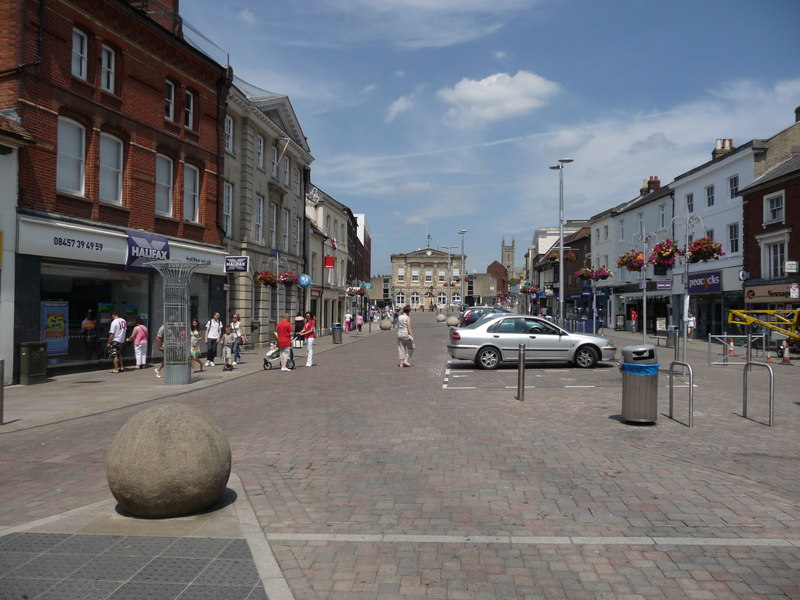 Be one of the first to enjoy a sneak preview of the emerging proposals for the redevelopment of Andover town centre next week at a drop-in shop at 4 Bridge Street. loveandover.com/news/local-new…