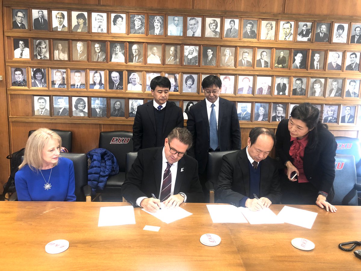 michaeltbenson's tweet photo. Passing of the torch today to our new #EKU @CocaCola Campus Ambassador and finalizing our partnership with Baoding University. @EKUdining @EKUVPFA @EKUCOE @EKUalums @EKUHousing https://t.co/Gsi6071VfX