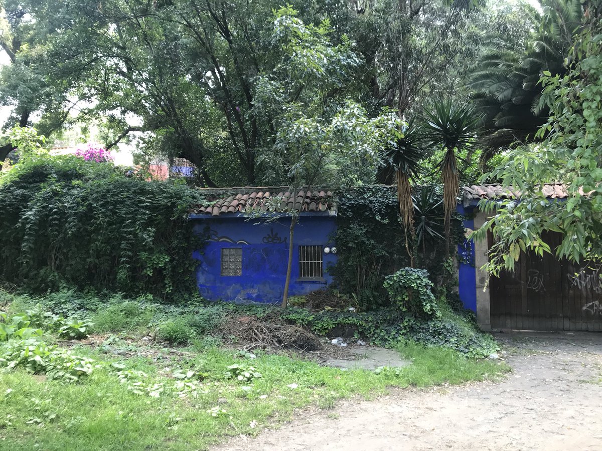 uexotl1's tweet photo. #LaNoria #SantaMariaTepepan #Xochimilco Arquitectura rodeada por vegetación #16deseptiembre https://t.co/b7EBQt552z