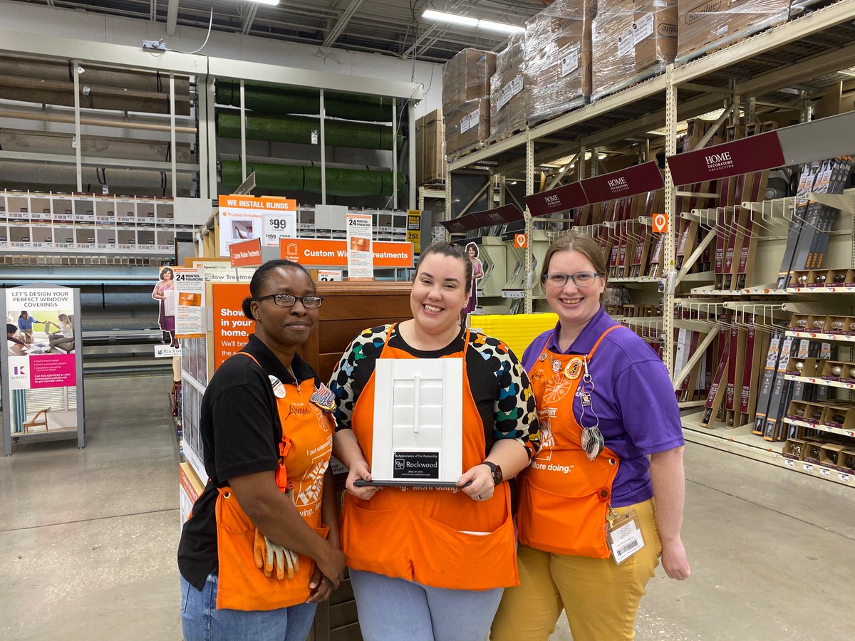 Presented this amazing team a special shutter trophy today. They reached a huge milestone early in Q4 and are beyond supportive partners. Don’t know what I’d do without them! 🧡💚
<a href="/KatieHarris811/">Katie Harris</a> <a href="/Abby_Alcorta/">Abby Alcorta</a>
 #the6556