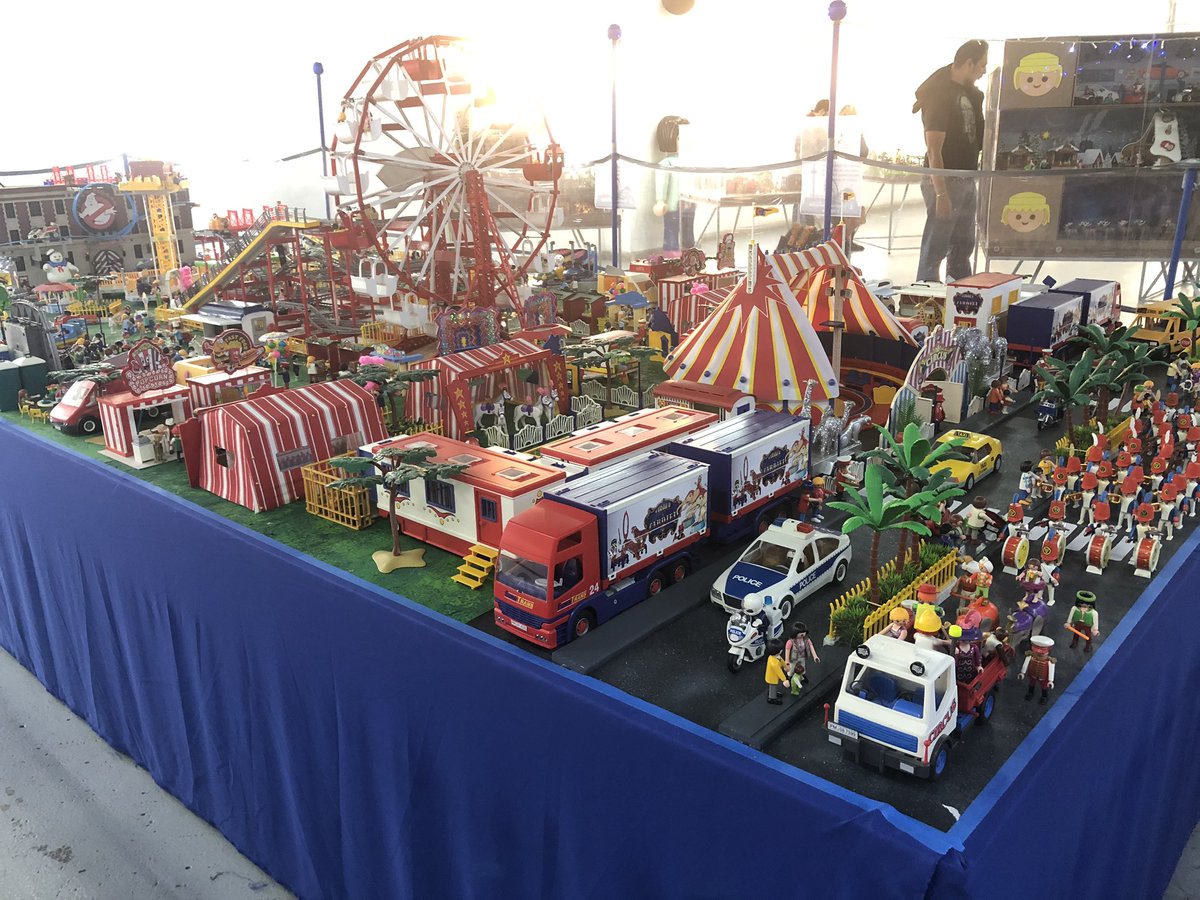 Trotamuseos's tweet photo. ‘Expo Playmobil’, arte hecho juguete en el Centro Cultural Venustiano Carranza, otra iniciativa de @Amexplay_AC https://t.co/Hwzpt1t8EF