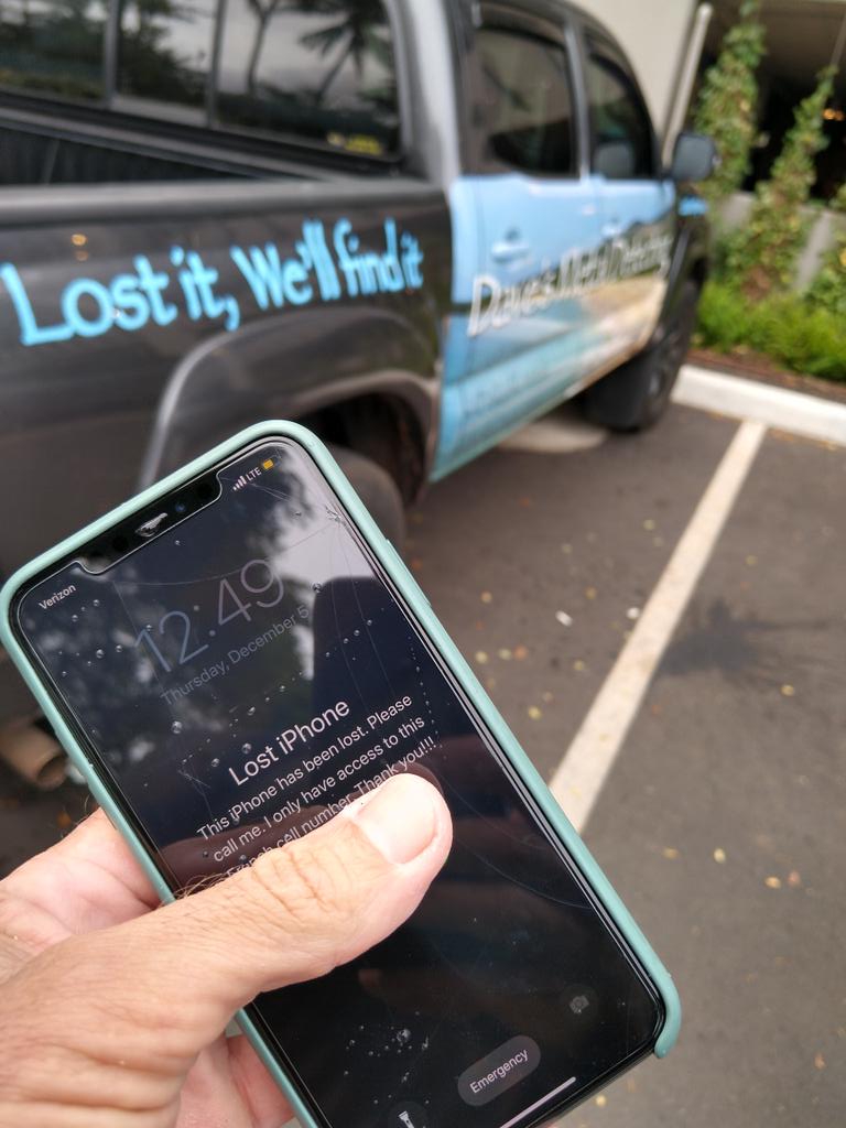 davesmetaldete1's tweet image. Cellphone lost over night in 6-7 ft of Pacific Ocean &amp;amp; IT STILL WORKS!😲 #Apple #appleiphone11proMax @Apple @AppleSupport @appleiphone_11
