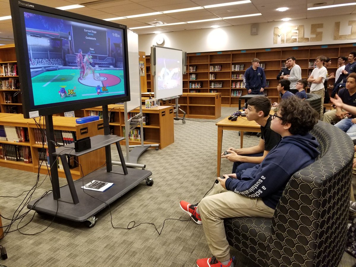 JRLibrarian's tweet photo. The #MELSComicCon Super Smash Bros. Tournament was intense! High school students and teachers competed... but who will claim the title Super Smash Bros. Ultimate Player?! @MetropolitanELS https://t.co/b7Inze2P8Z