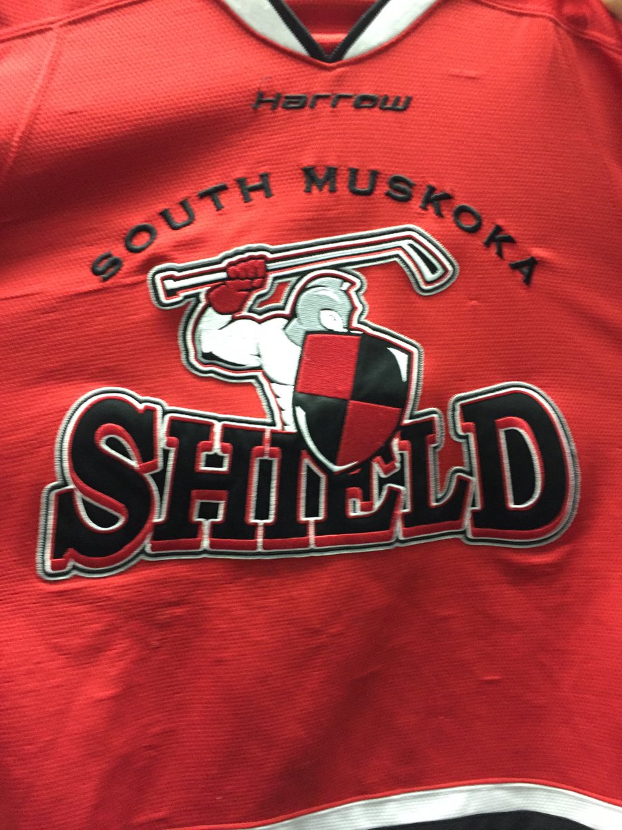 BayshoreFred's tweet photo. 7:30 Game Time @CastleofPain. @KnightsOfMeafrd host @shieldhockeyjra @TheGMHL. For updates #ComeToTheGame or follow @KnightsOfMeafrd #ImWorking https://t.co/HwCbDL6rE7