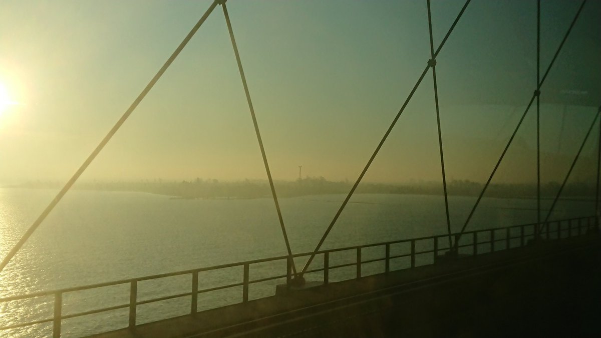 50 hrs since I left Haugesund on Tue evening right after the event, taking the bus to Oslo, then left Oslo yesterday on the bus to Hamburg, changed buses again in Berlin, and just drove the last hour back to my end of the world. Photo: Fehmarnsund Bridge, early morning today ;-)
