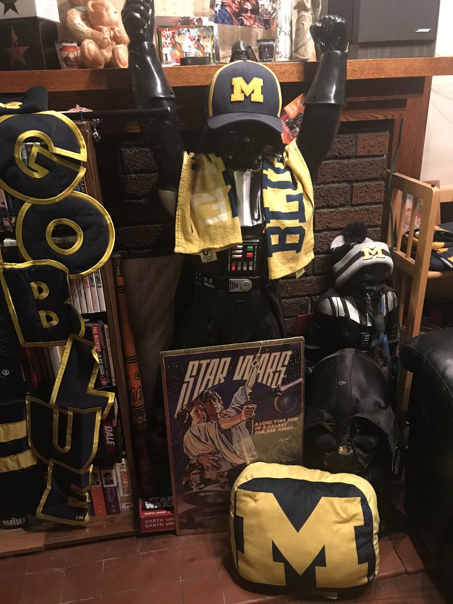 AlwaysKerato's tweet photo. @UMichAthletics @umichbball Vader - You under estimate the power of  Michigan @JoeFuego2012 https://t.co/EcMUaZCx0F
