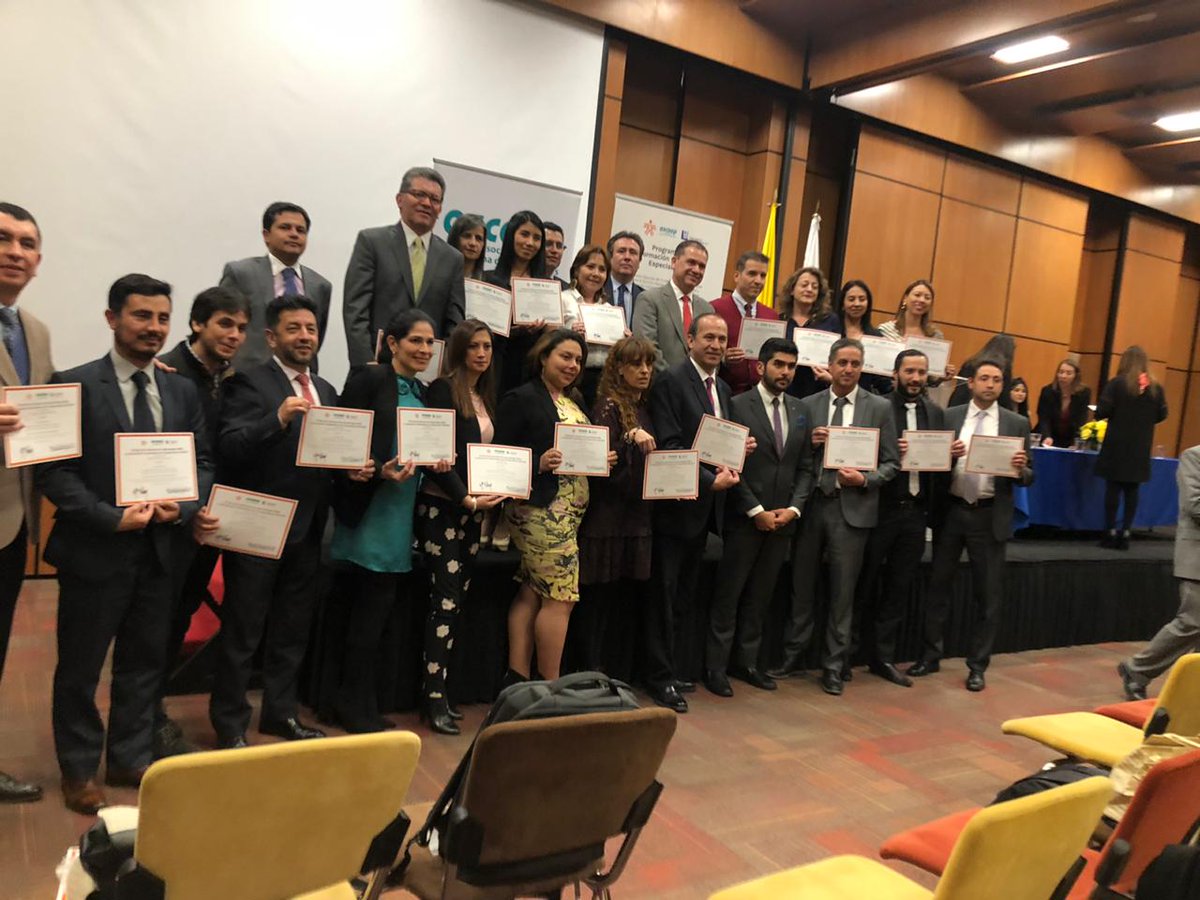 AscoopColombia's tweet photo. Felicitamos a los colaboradores de @Coasmedas, por cursar y aprobar el diplomado "Aplicación de estrategias que impulsan el desempeño, el cumplimiento y la generación de valor en el sector cooperativo."
Gracias a la entidad, al @SENAComunica y al @CESA_edu  por esta alianza. 🎊🎊 https://t.co/X9i6rJ4k3f